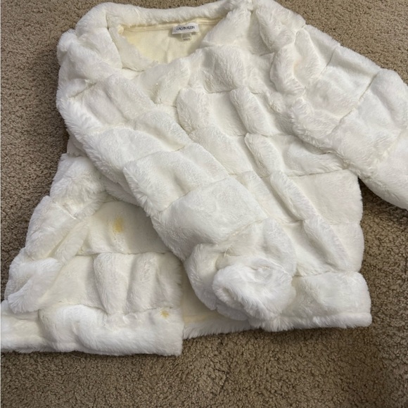 Calvin Klein Jackets & Blazers - Calvin klein white faux fur jacket with gold snap
Worn once